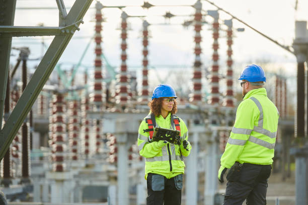 Best Affordable Emergency Electrician  in Luxora, AR